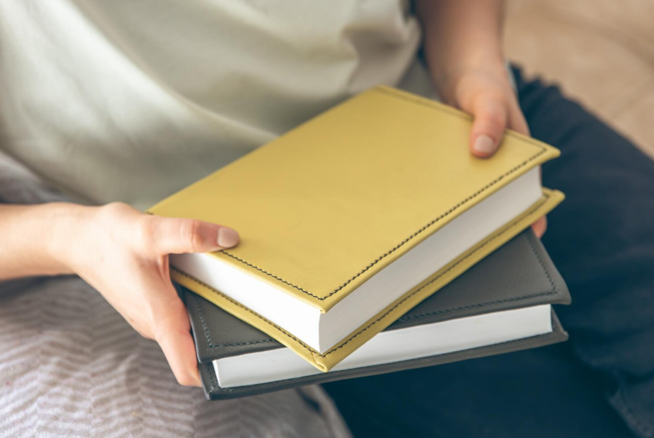 Professional manuscript outcome visual